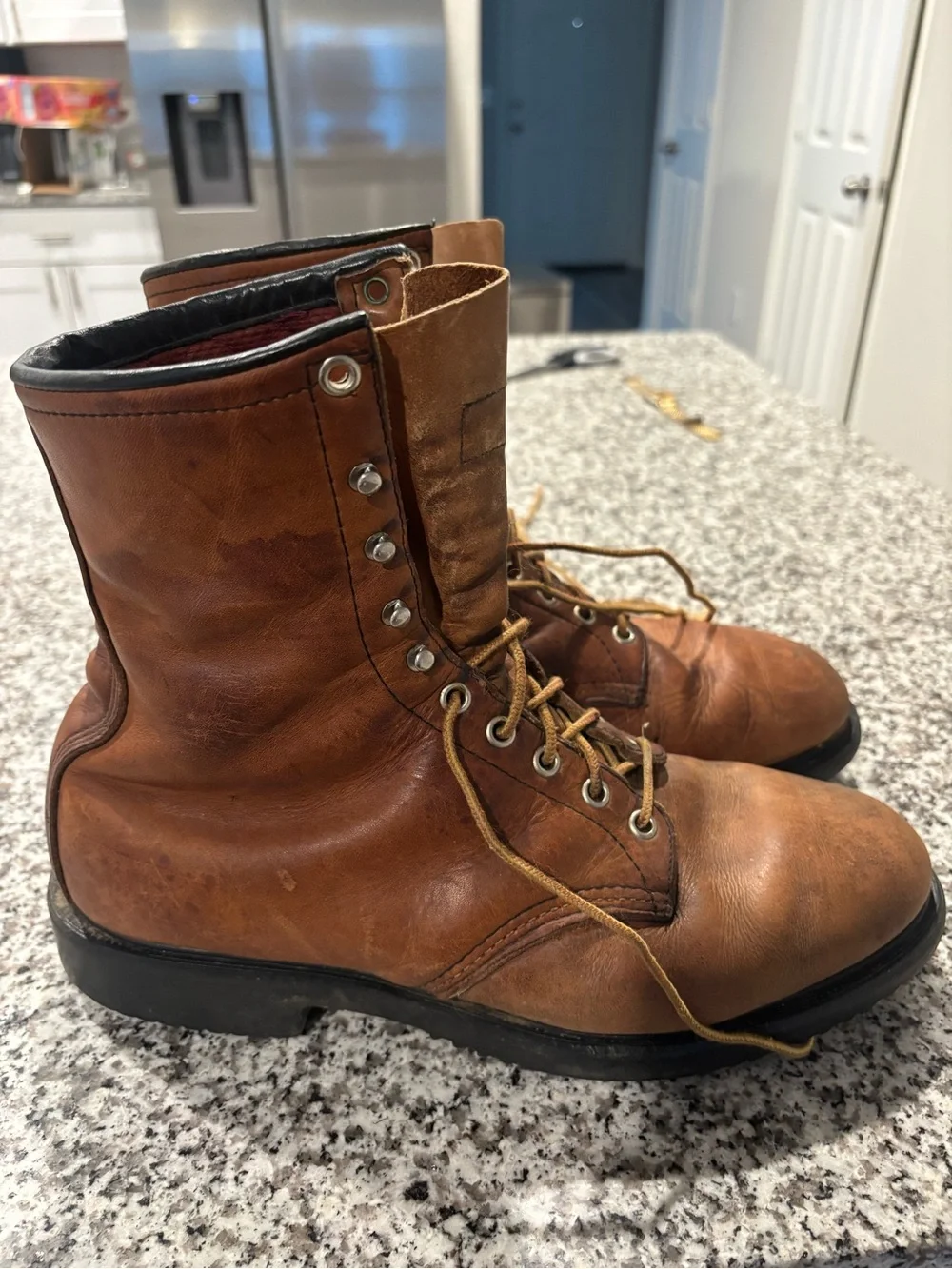 Redwing-Men's Brown Leather Lace-Up Work Boots